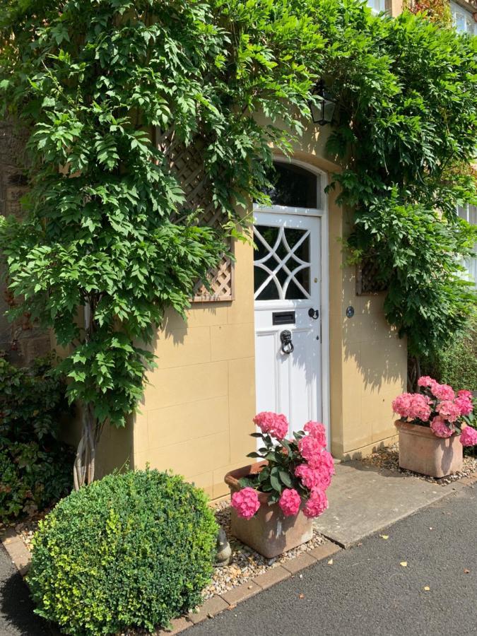 Dalton House Bed And Breakfast Dış mekan fotoğraf